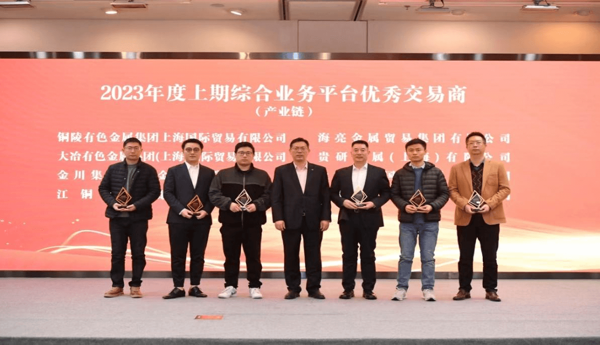 27e4f4c017e44c32b2f52ff1481207b9