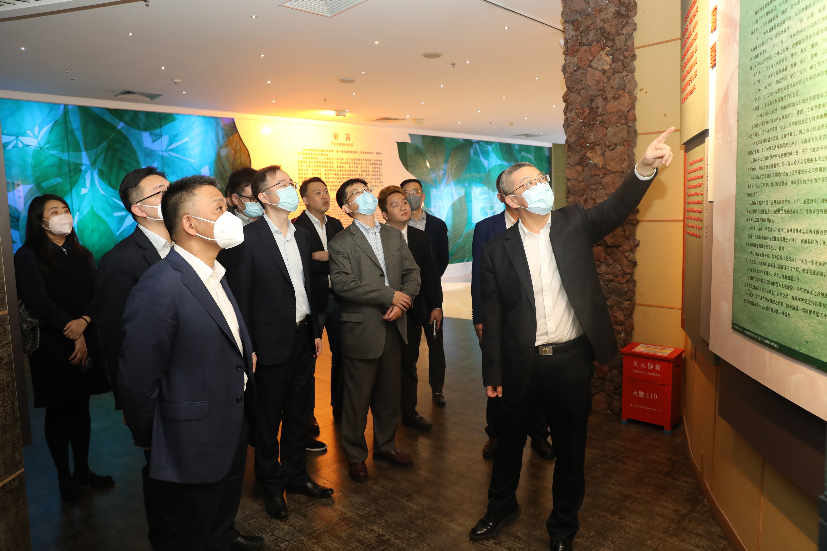 老哥俱乐部-老哥必备的交流社区